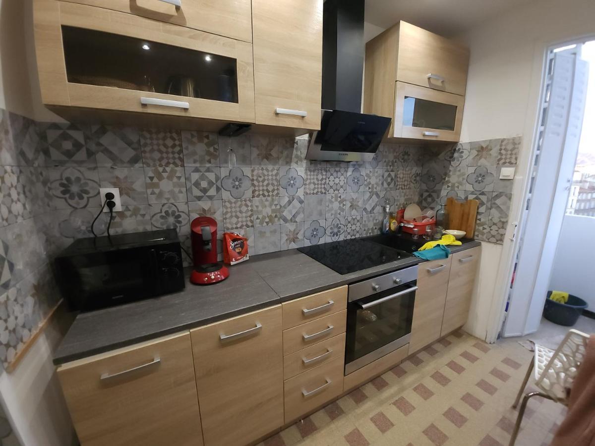 Appartement Sublime 2 Pieces Vue Incroyable Et Les Monuments De Marseille